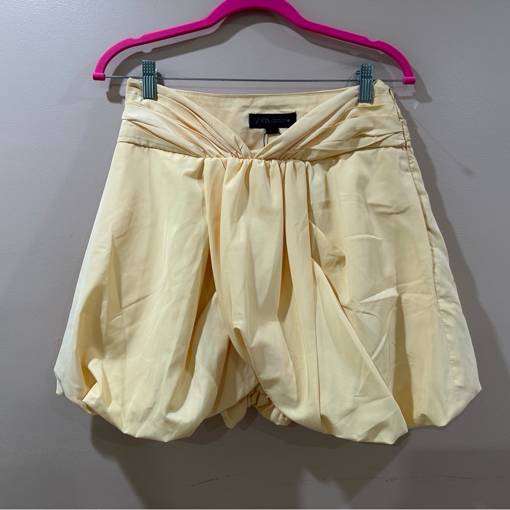 ZARA ZW COLLECTION Puffed Mini Skirt Yellow Bubble Balloon Volume Pleat Women Xs - Picture 3 of 9